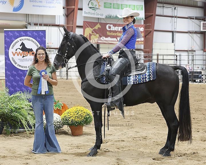 38. Country Pleasure Racking:class380000IMG0976.jpg